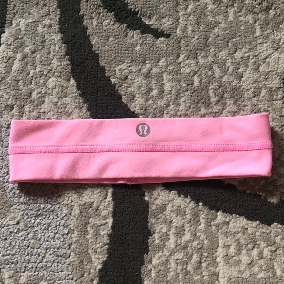 lululemon athletica Accessories - 💖 Lululemon Pink Headband! 💖